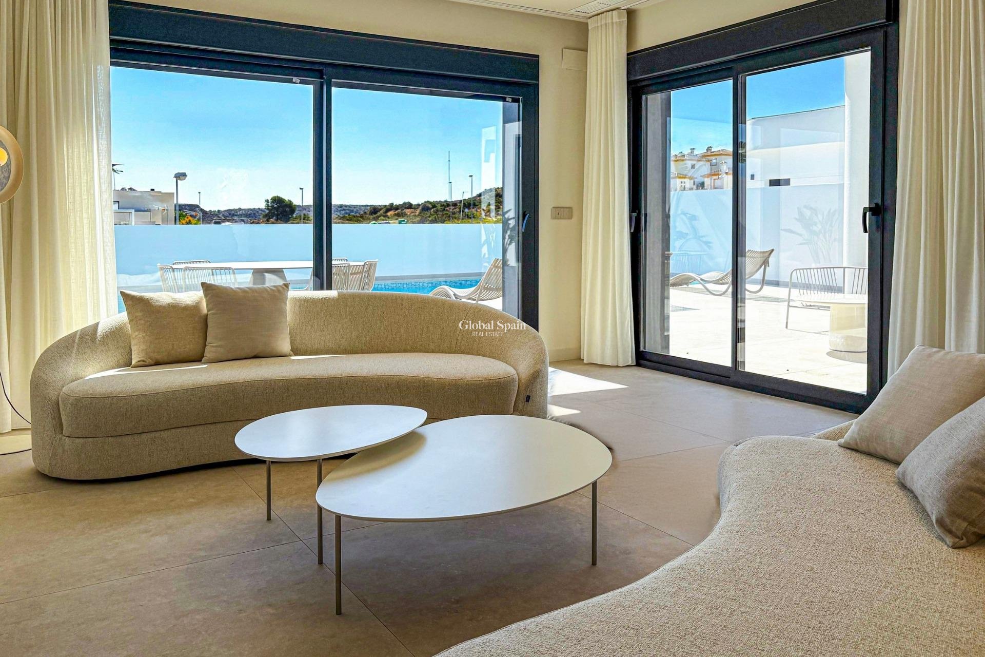 Nueva construcción  - VILLA -
ROJALES - Ciudad Quesada