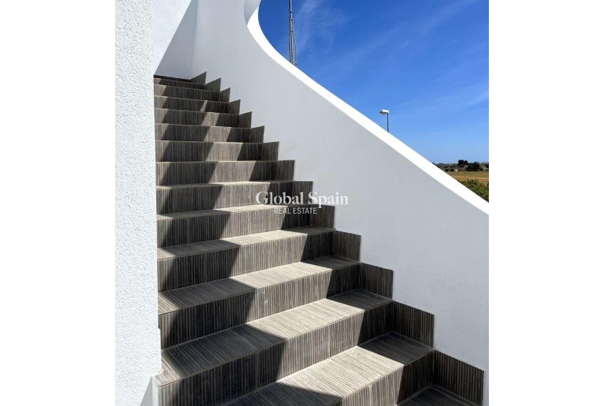 Nueva construcción  - VILLA -
ROJALES - Ciudad Quesada