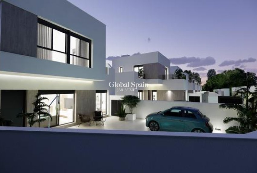Nueva construcción  - VILLA -
SAN FULGENCIO - Polideportivo
