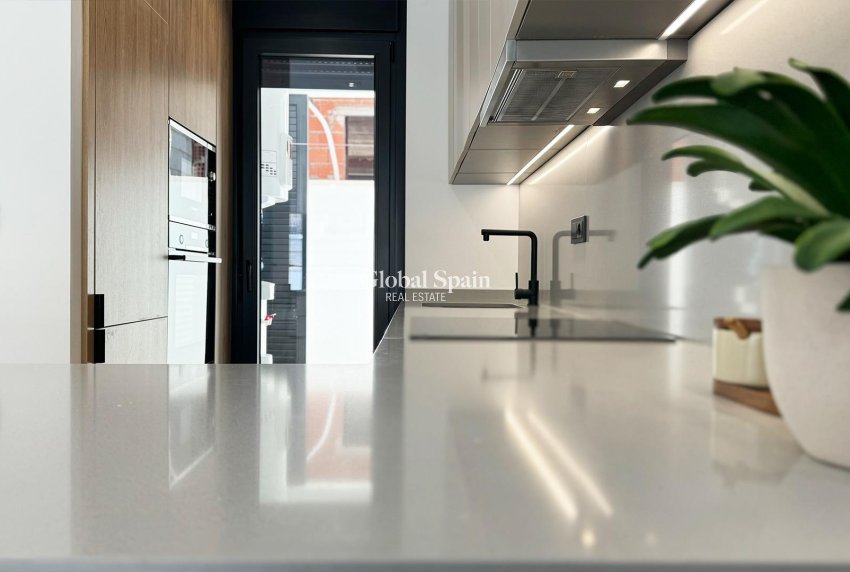 Nueva construcción  - Villa -
SAN MIGUEL DE SALINAS - BLUE LAGOON