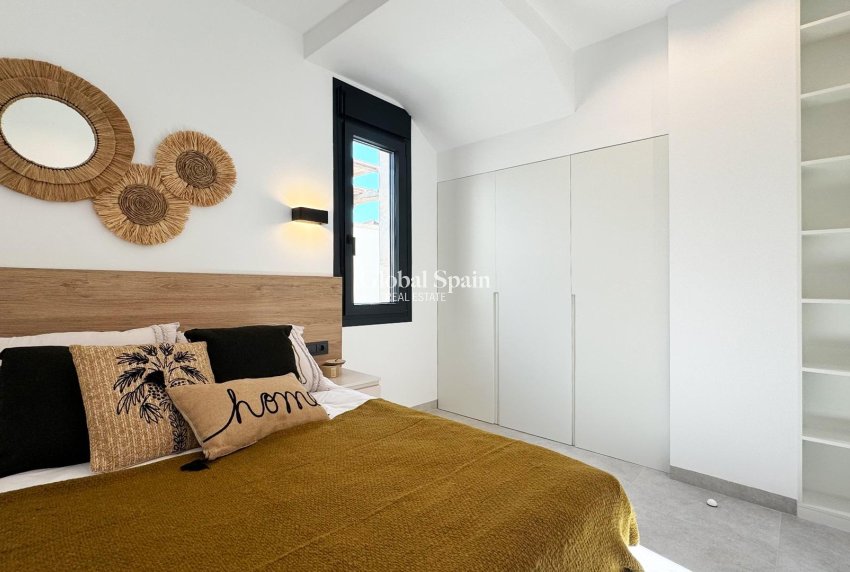 Nueva construcción  - Villa -
SAN MIGUEL DE SALINAS - BLUE LAGOON