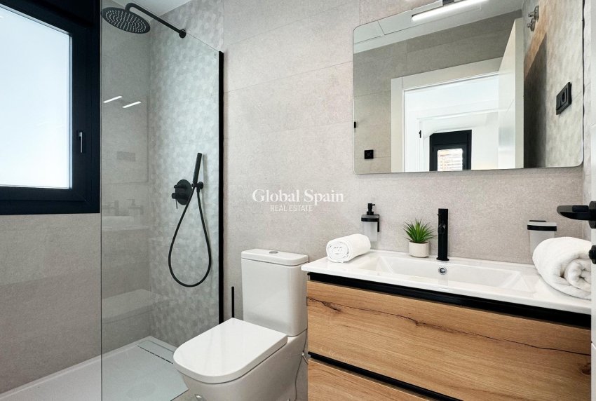 Nueva construcción  - Villa -
SAN MIGUEL DE SALINAS - BLUE LAGOON