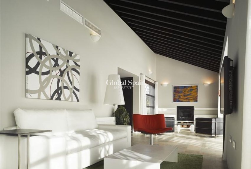 Nueva construcción  - VILLA -
SUCINA - Peraleja Golf