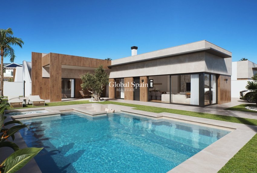 Nueva construcción  - VILLA -
SUCINA