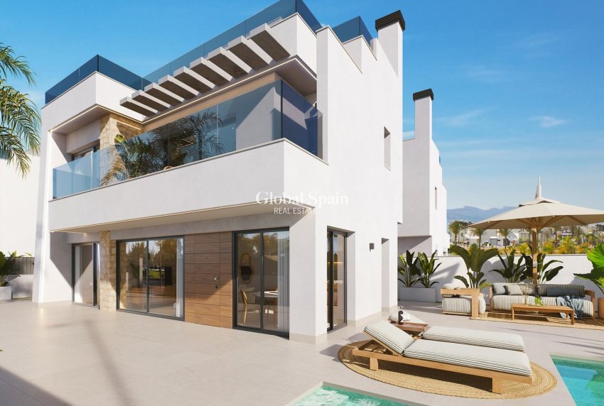 Nueva construcción  - VILLA -
TORRE PACHECO - Santa Rosalia Lake And Life Resort