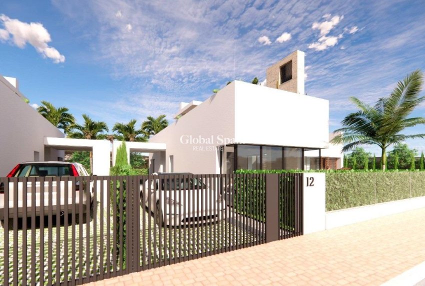 Nueva construcción  - VILLA -
TORRE PACHECO - Santa Rosalia Lake And Life Resort