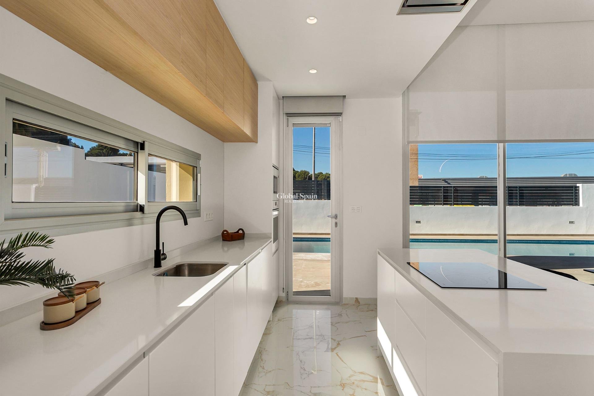 Nueva construcción  - Villa -
TORREVIEJA - LOS BALCONES - LOS ALTOS