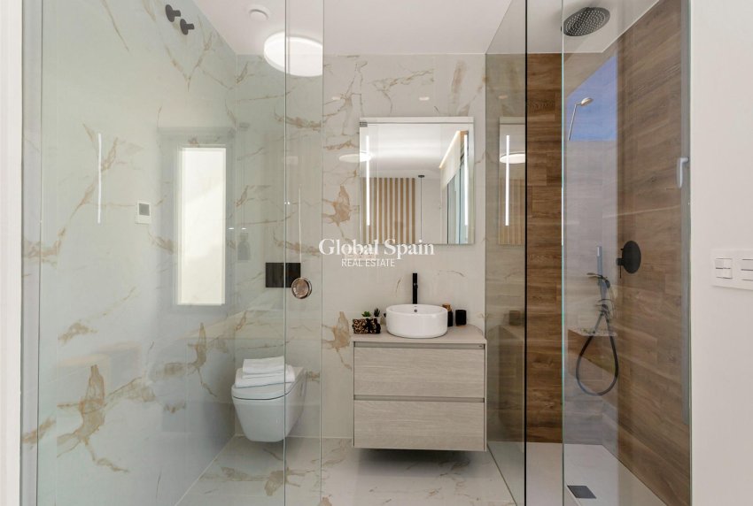 Nueva construcción  - Villa -
TORREVIEJA - LOS BALCONES - LOS ALTOS