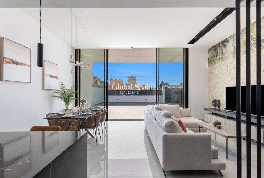 Nueva construcción  - VILLA -
TORREVIEJA - LOS BALCONES - LOS ALTOS