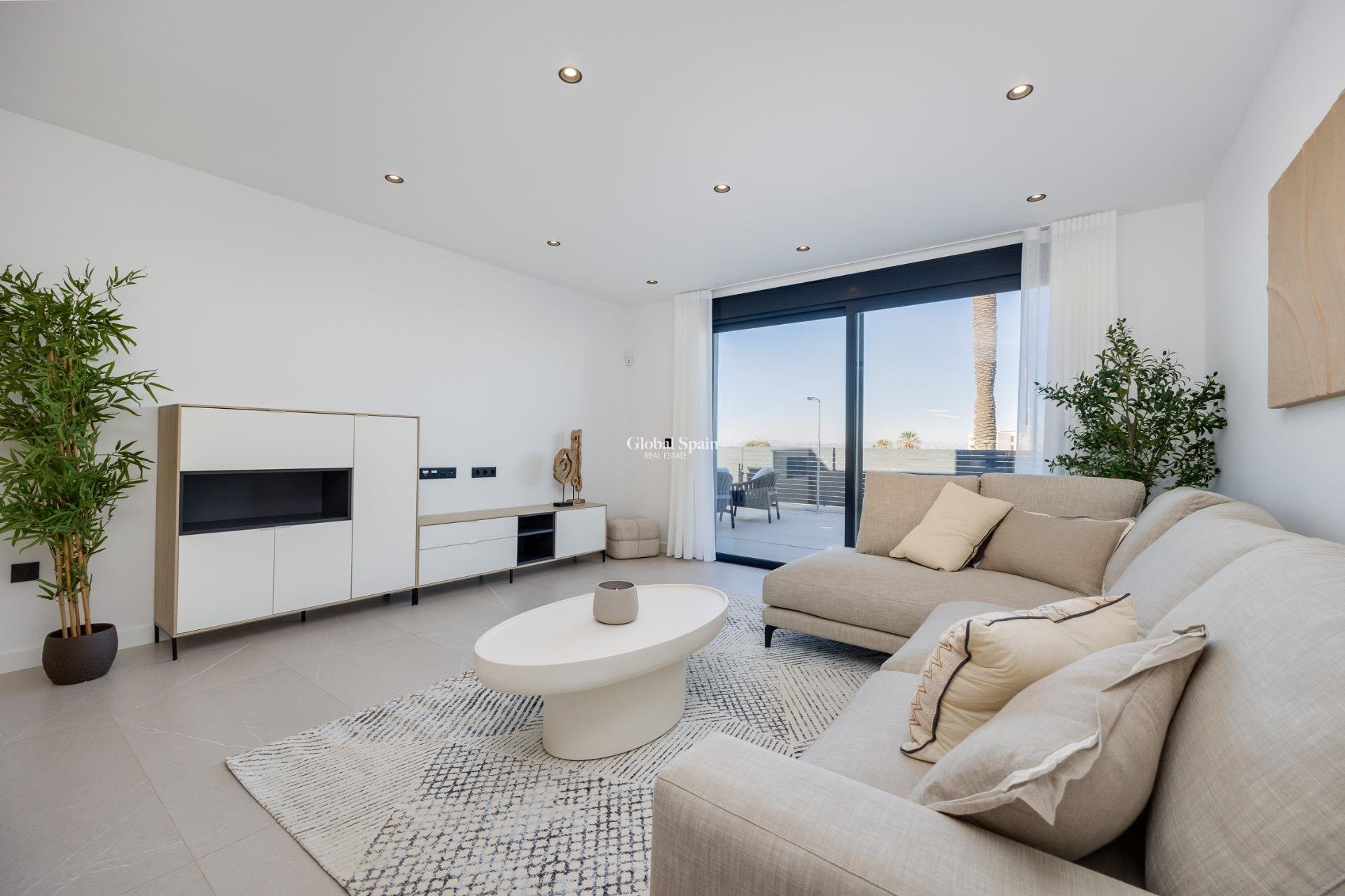 Nueva construcción  - VILLA -
TORREVIEJA - Sector 25