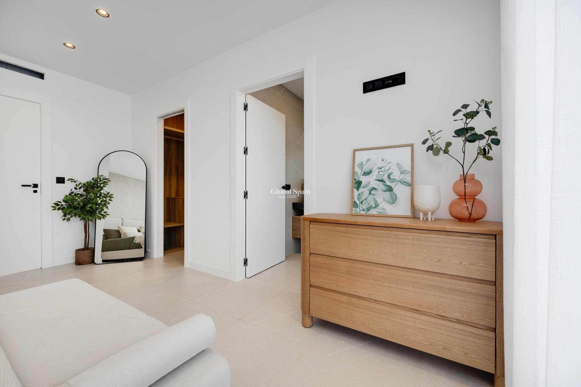 Nueva construcción  - VILLA -
TORREVIEJA - Sector 25