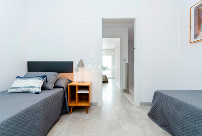 Nueva construcción  - Villa -
TORREVIEJA - Torreta