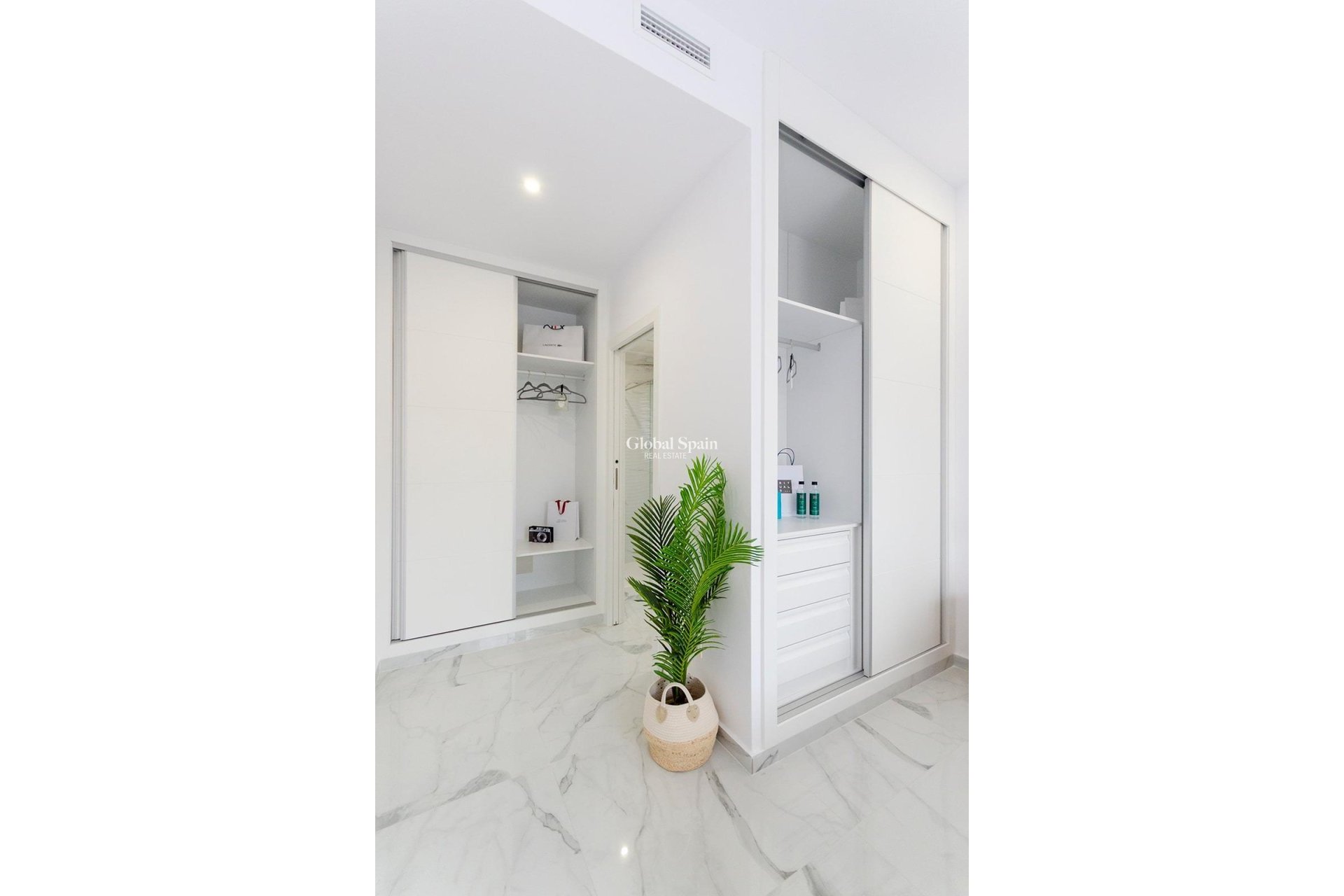 Nueva construcción  - Villa -
TORREVIEJA - Torretas