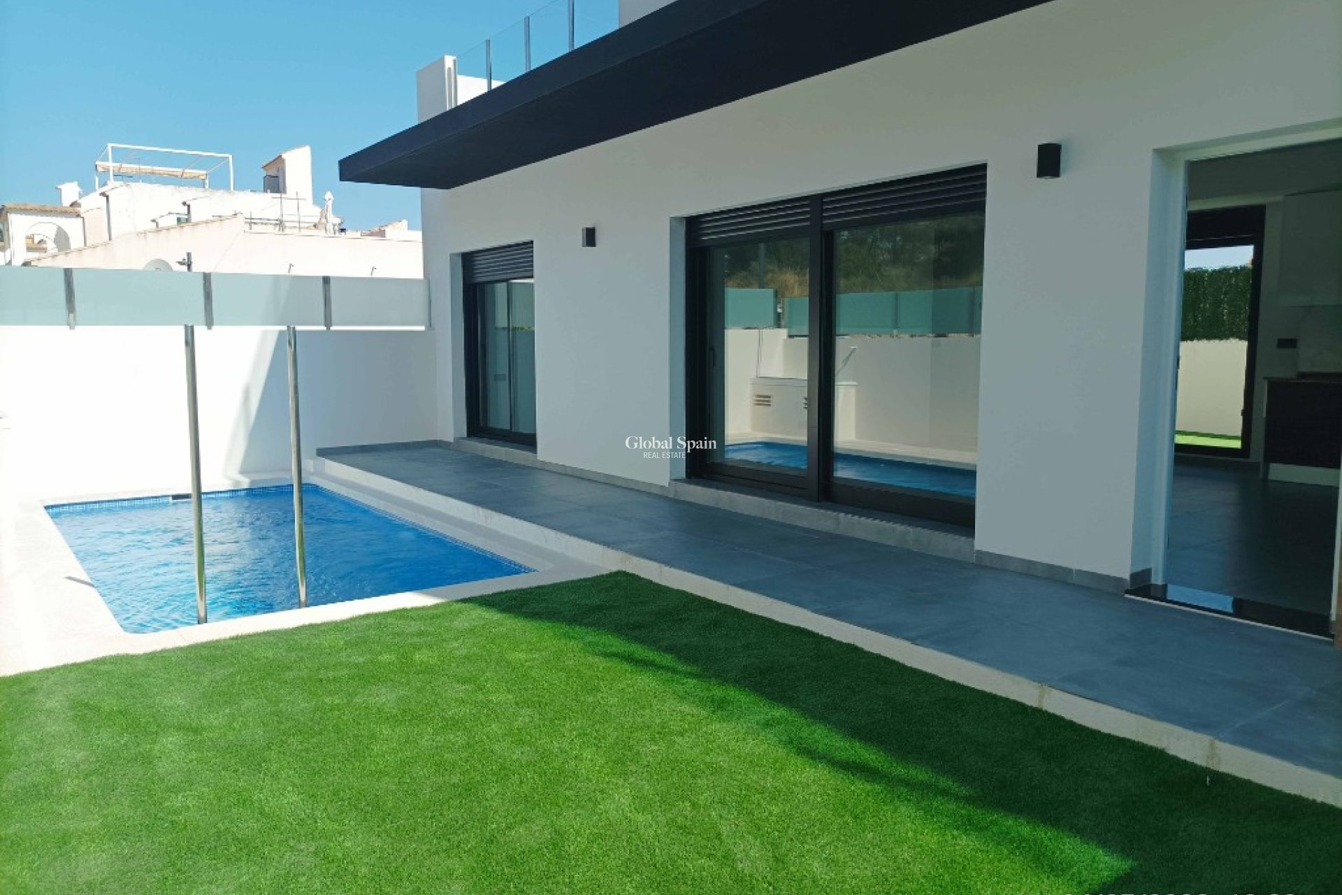 Nueva construcción  - Villa -
VILLAMARTÍN - Las Filipinas