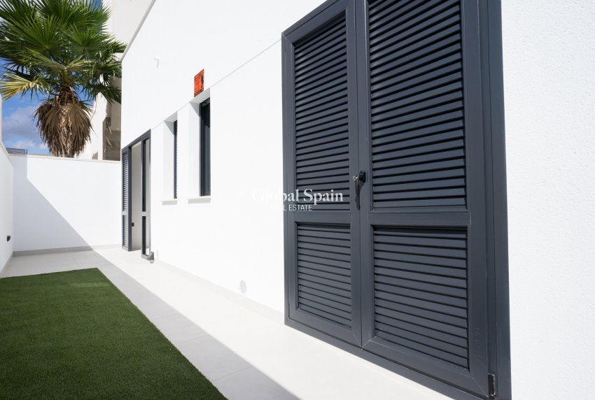 Nueva construcción  - VILLA -
VILLAMARTÍN