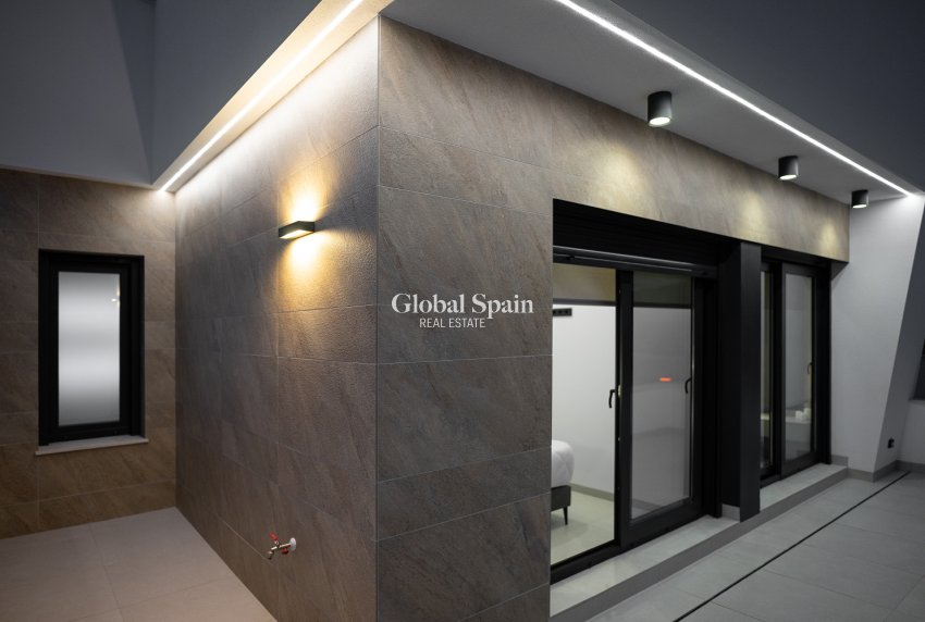 Nueva construcción  - VILLA -
VILLAMARTÍN