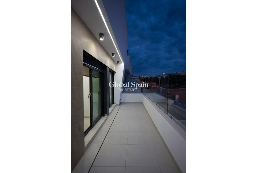 Nueva construcción  - VILLA -
VILLAMARTÍN