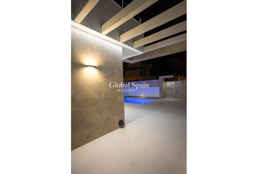 Nueva construcción  - VILLA -
VILLAMARTÍN