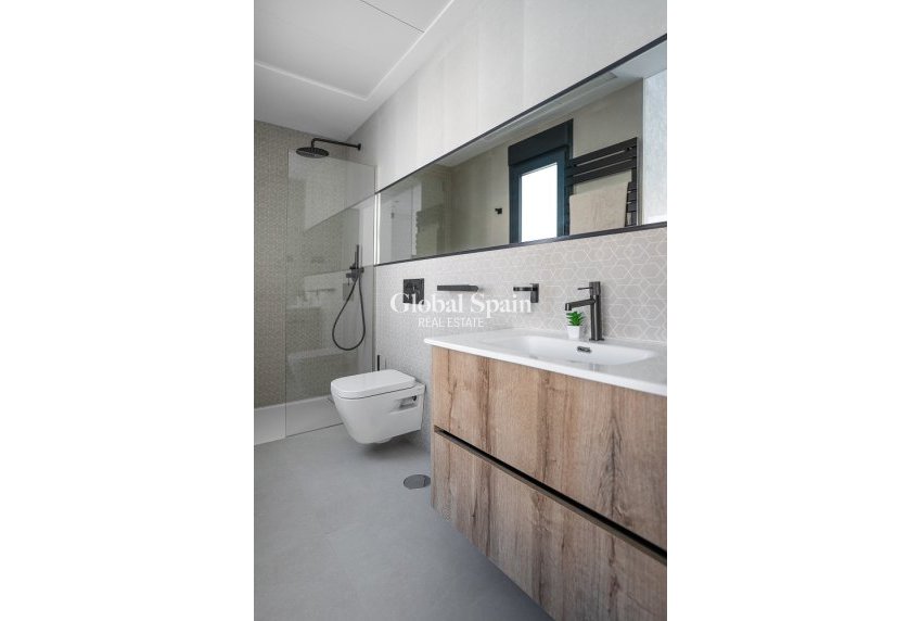 Nueva construcción  - VILLA -
VILLAMARTÍN