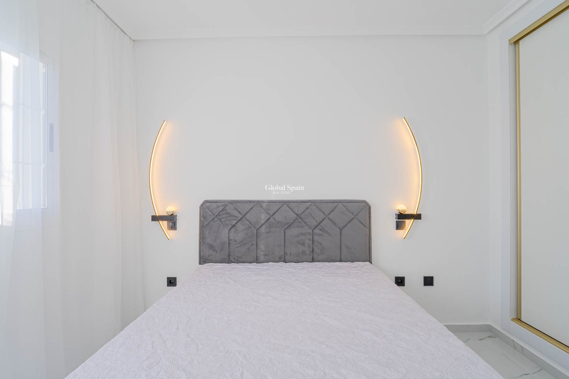 Odsprzedaż - 1. Mieszkanie / apartament -
ORIHUELA COSTA - Playa Flamenca