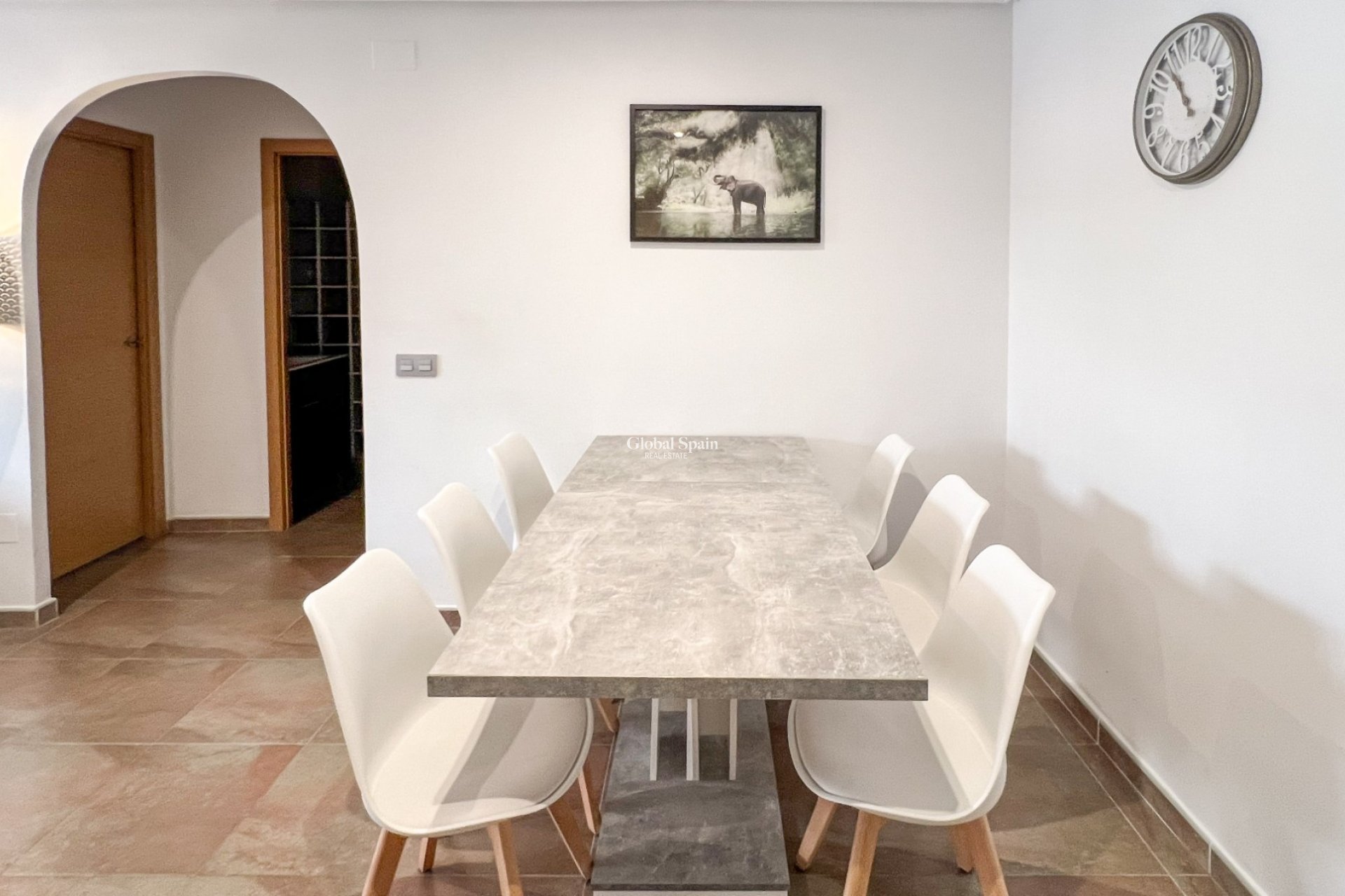 Odsprzedaż - 1. Mieszkanie / apartament -
 - Torrevieja