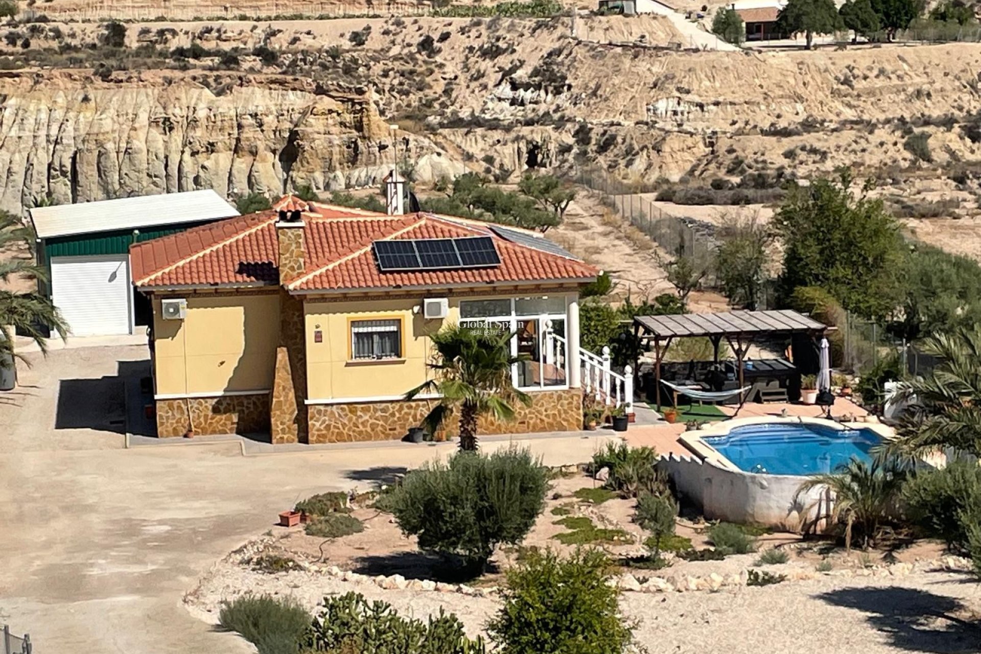 Odsprzedaż - 5. Finca / Nieruchomość wiejska -
Abanilla