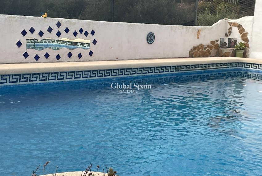 Odsprzedaż - 5. Finca / Nieruchomość wiejska -
Abanilla