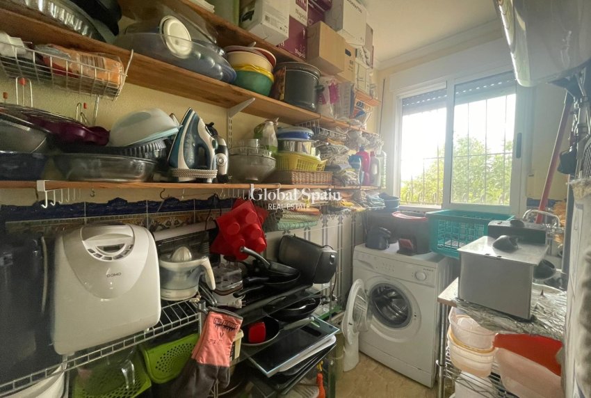 Odsprzedaż - 5. Finca / Nieruchomość wiejska -
Abanilla