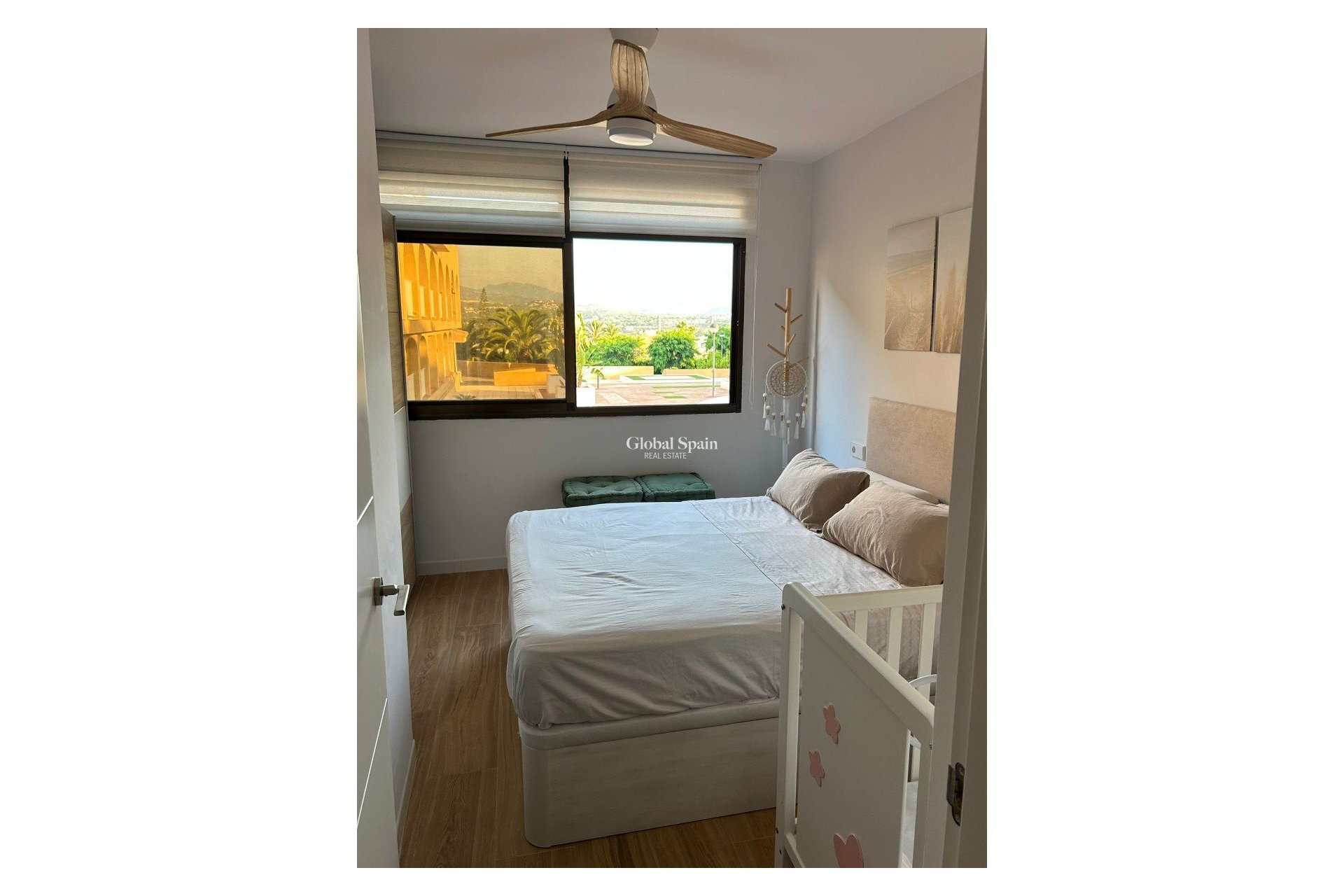 Odsprzedaż - Apartament -
Albir - center