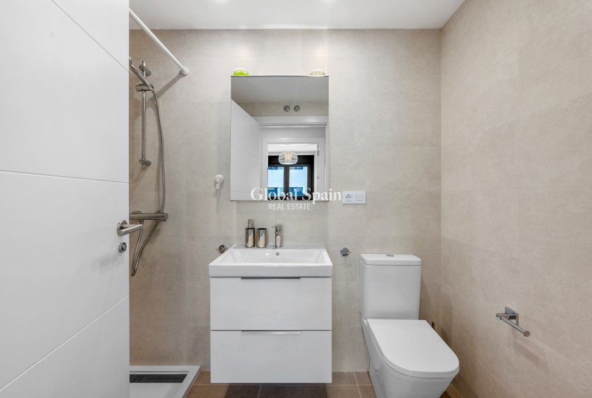 Odsprzedaż - Apartament -
ALICANTE - San Agustín-PAU 2