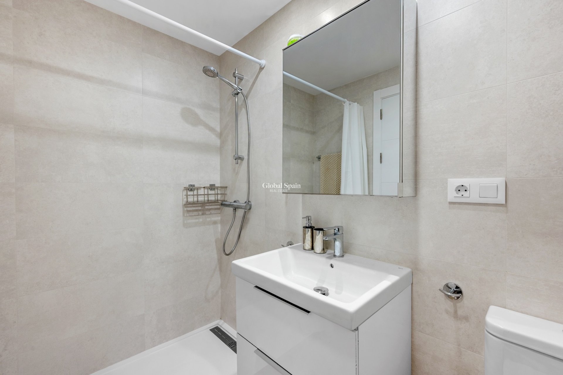 Odsprzedaż - Apartament -
ALICANTE - San Agustín-PAU 2