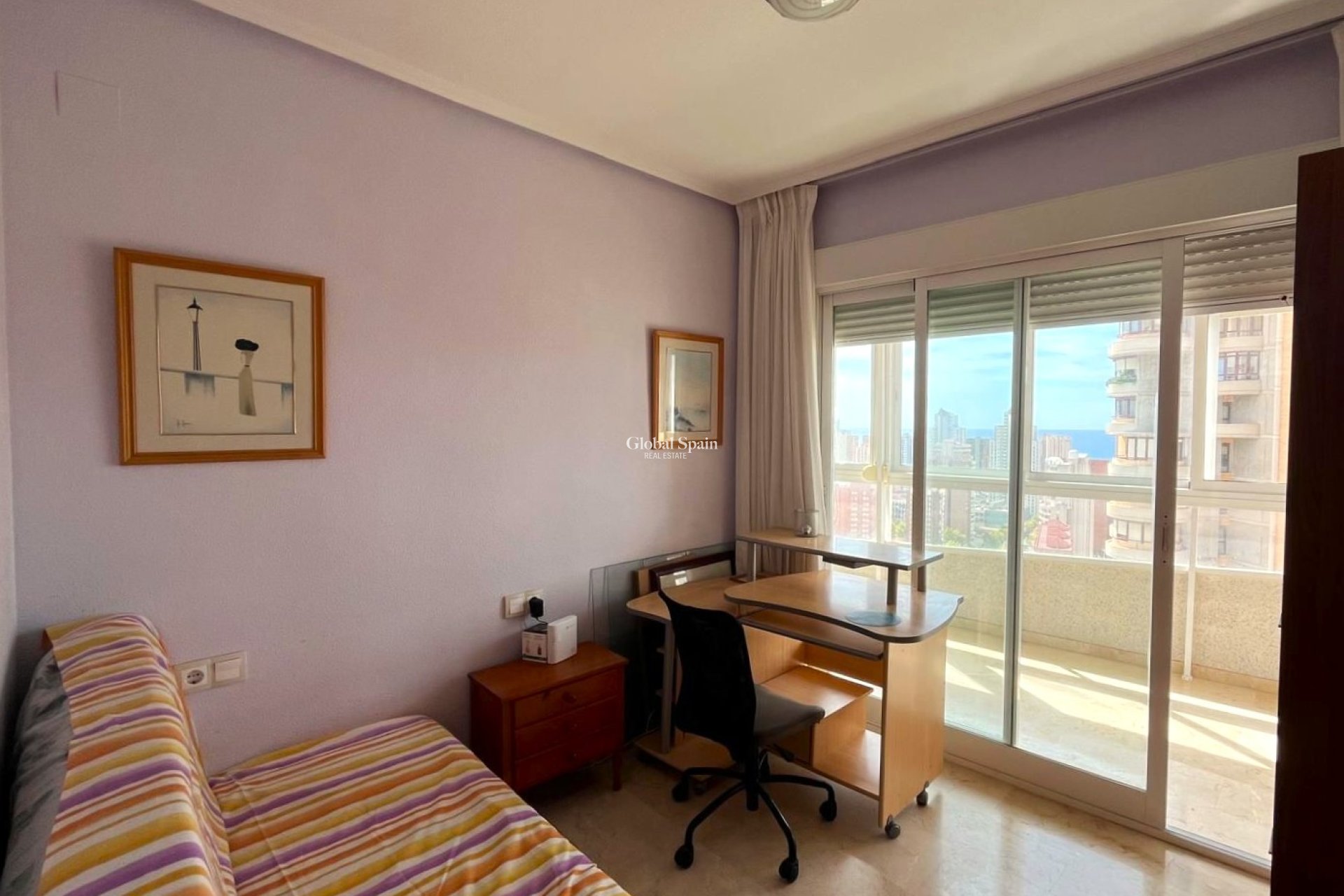 Odsprzedaż - Apartament -
BENIDORM - Centro