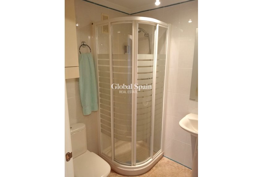 Odsprzedaż - Apartament -
Benidorm - Levante