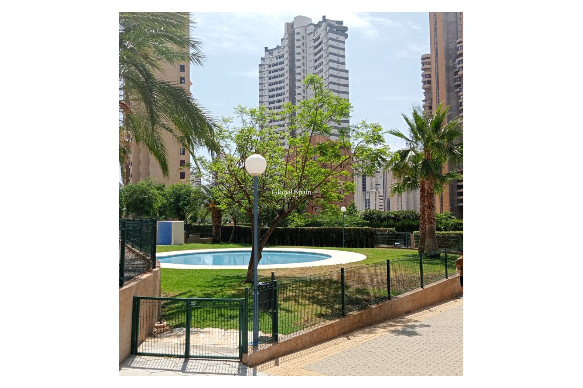 Odsprzedaż - Apartament -
Benidorm - Levante