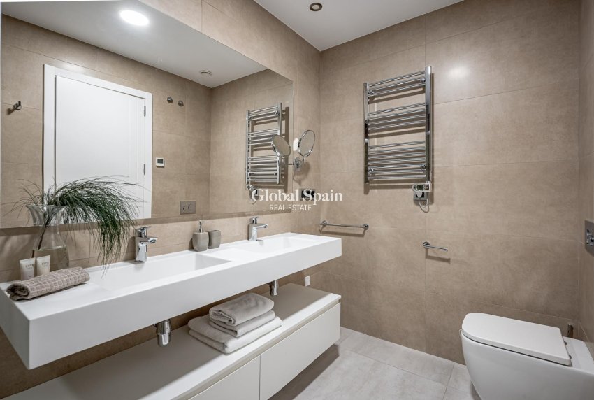 Odsprzedaż - Apartament -
BENIDORM - Rincón de Loix