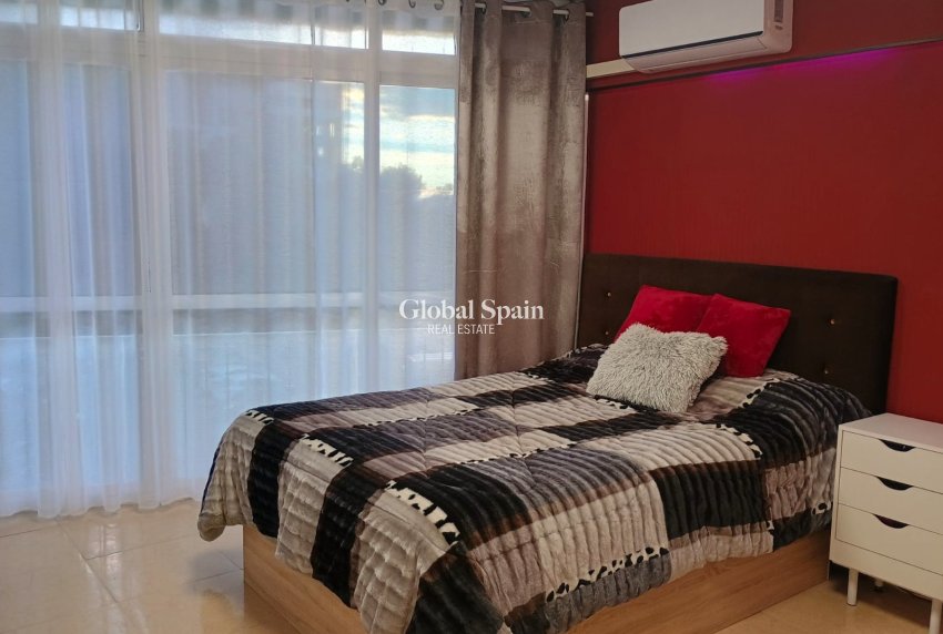 Odsprzedaż - Apartament -
Benidorm - Rincón de Loix