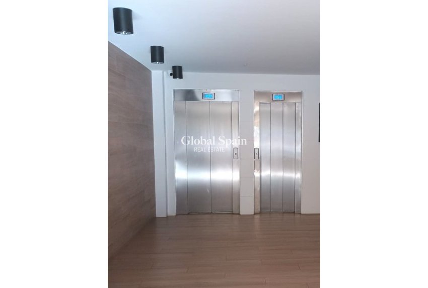 Odsprzedaż - Apartament -
Benidorm - Rincón de Loix