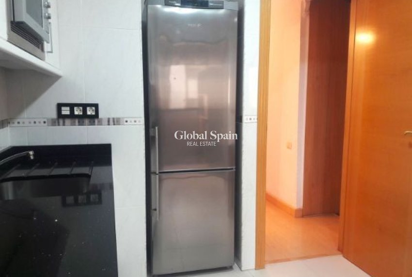 Odsprzedaż - Apartament -
Benidorm - Zona de Poniente