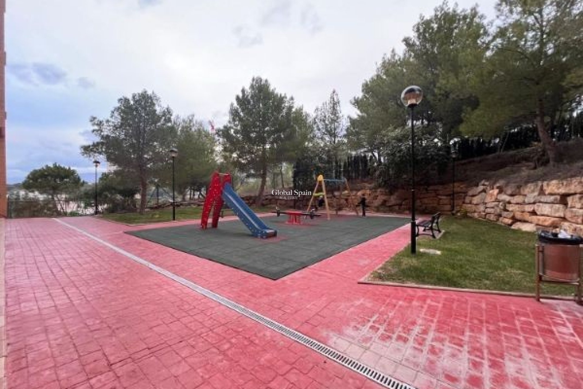 Odsprzedaż - Apartament -
Benidorm - Zona de Poniente