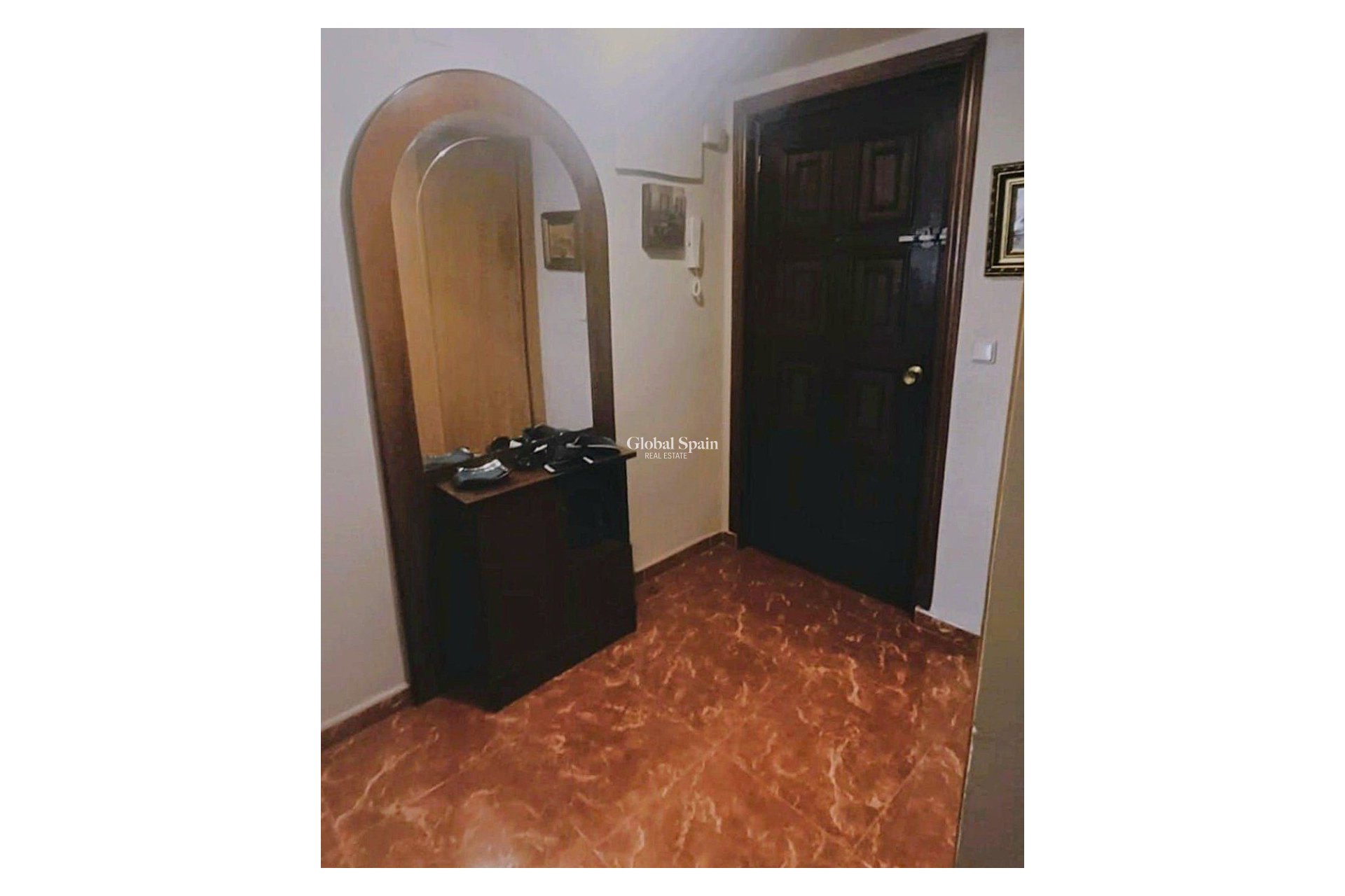 Odsprzedaż - Apartament -
Benidorm - Zona de Poniente