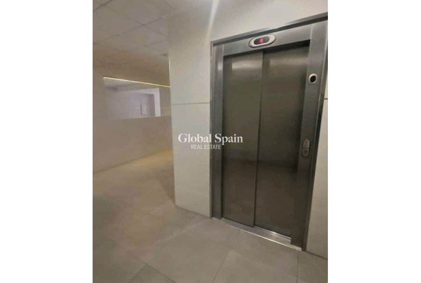 Odsprzedaż - Apartament -
Benidorm - Zona de Poniente
