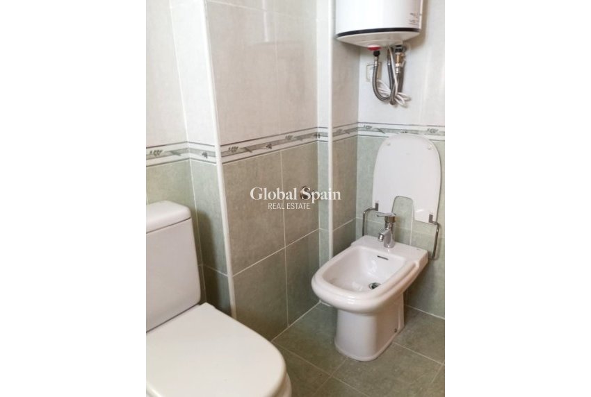 Odsprzedaż - Apartament -
Benidorm - Zona de Poniente