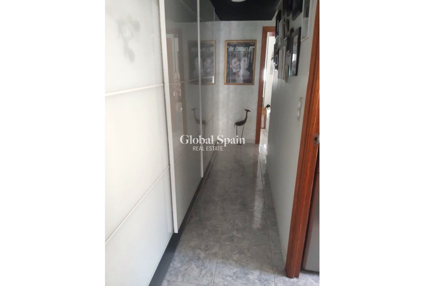 Odsprzedaż - Apartament -
Benidorm - Zona de Poniente