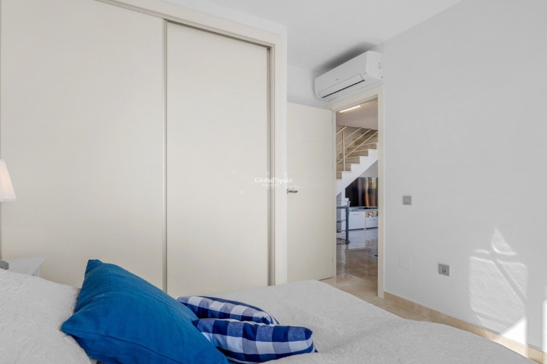 Odsprzedaż - Apartament -
Cabo Roig - Lomas de Cabo Roig