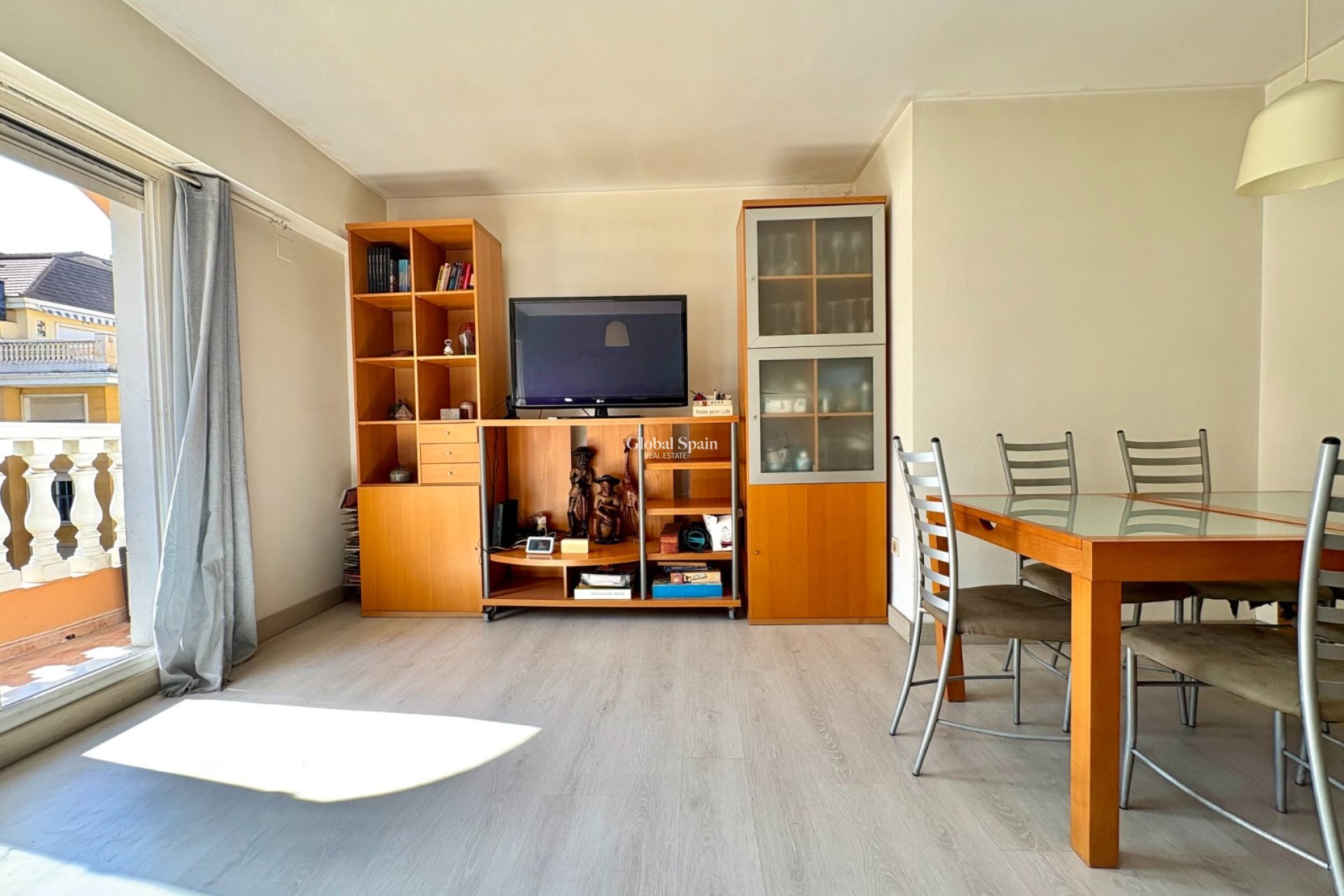 Odsprzedaż - Apartament -
DENIA - Center