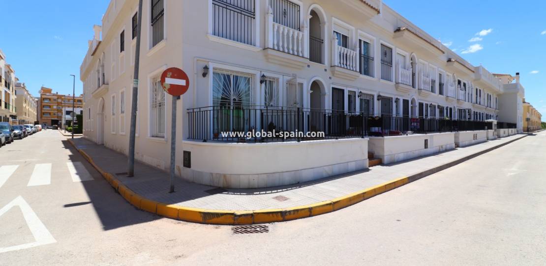 Odsprzedaż - Apartament - Formentera del Segura - Formentera - Village