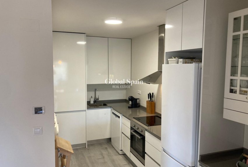 Odsprzedaż - Apartament -
Los Dolses