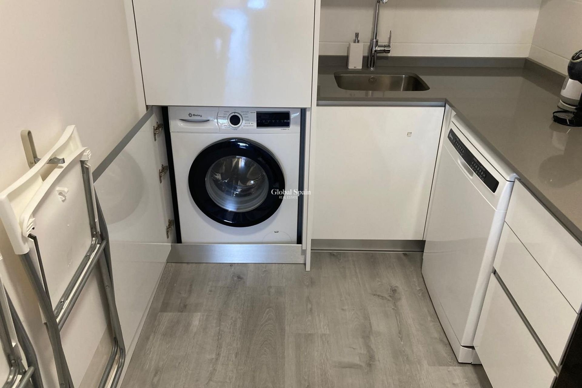 Odsprzedaż - Apartament -
Los Dolses