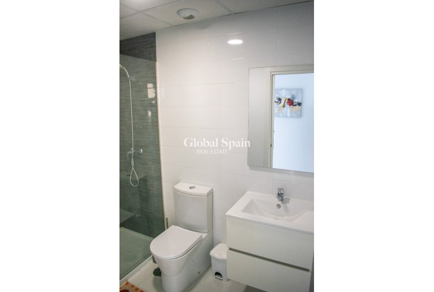 Odsprzedaż - Apartament - Mieszkanie -
CALPE - Zona Levante - Playa Fossa