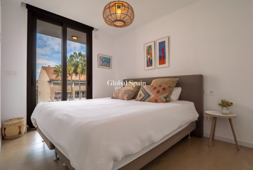 Odsprzedaż - Apartament - Mieszkanie -
JÁVEA - El Arenal